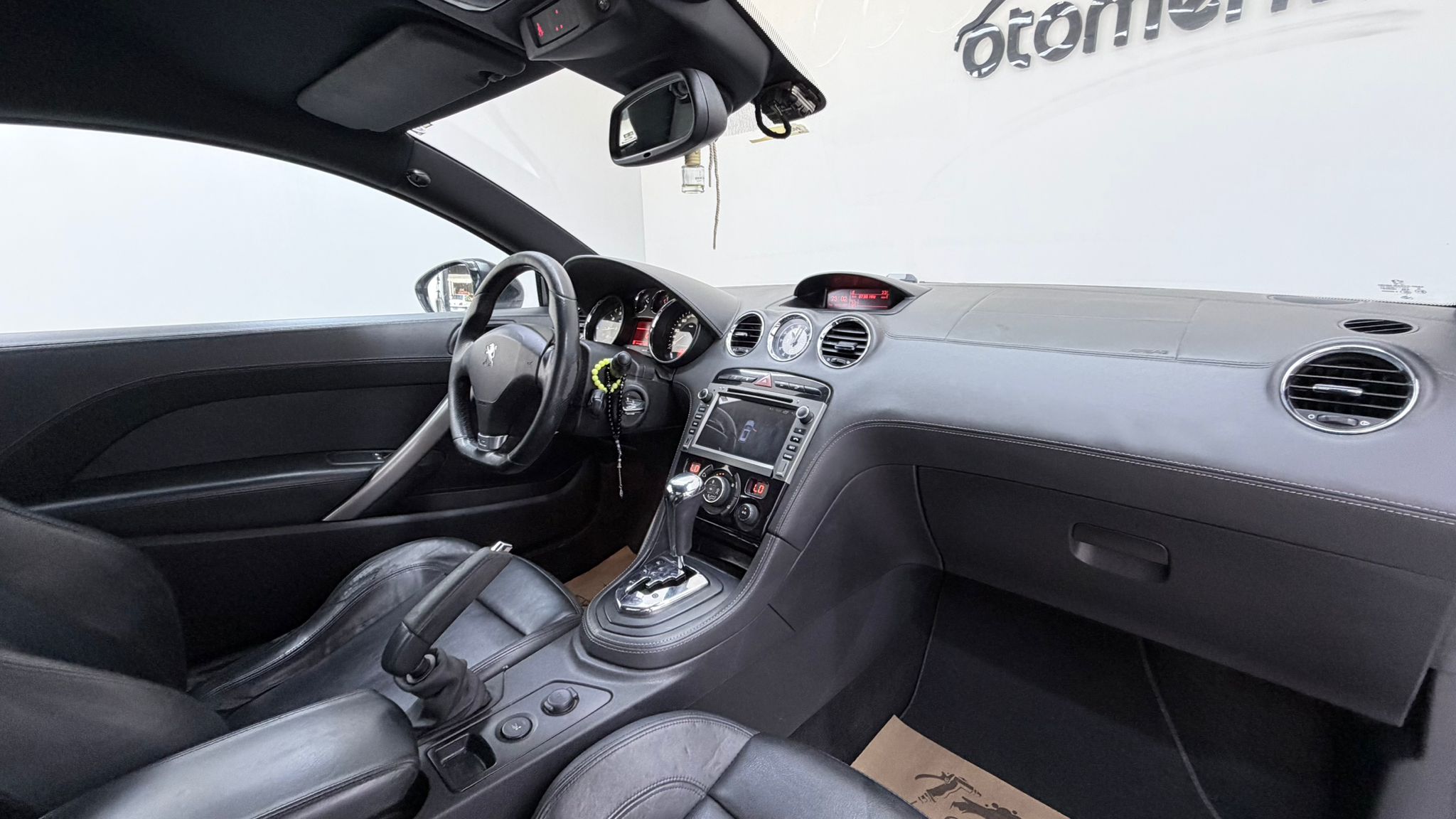 PEUGEOT RCZ 22